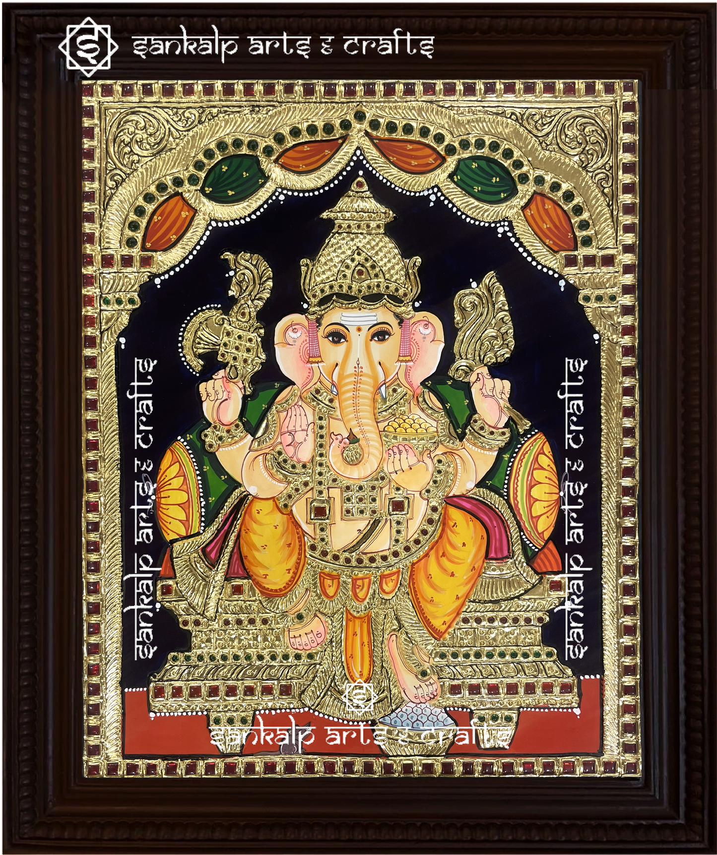 This North Indian-style Ganesha Tanjore painting is a stunning masterpiece, perfect for pooja rooms in Chennai & Bangalore.

