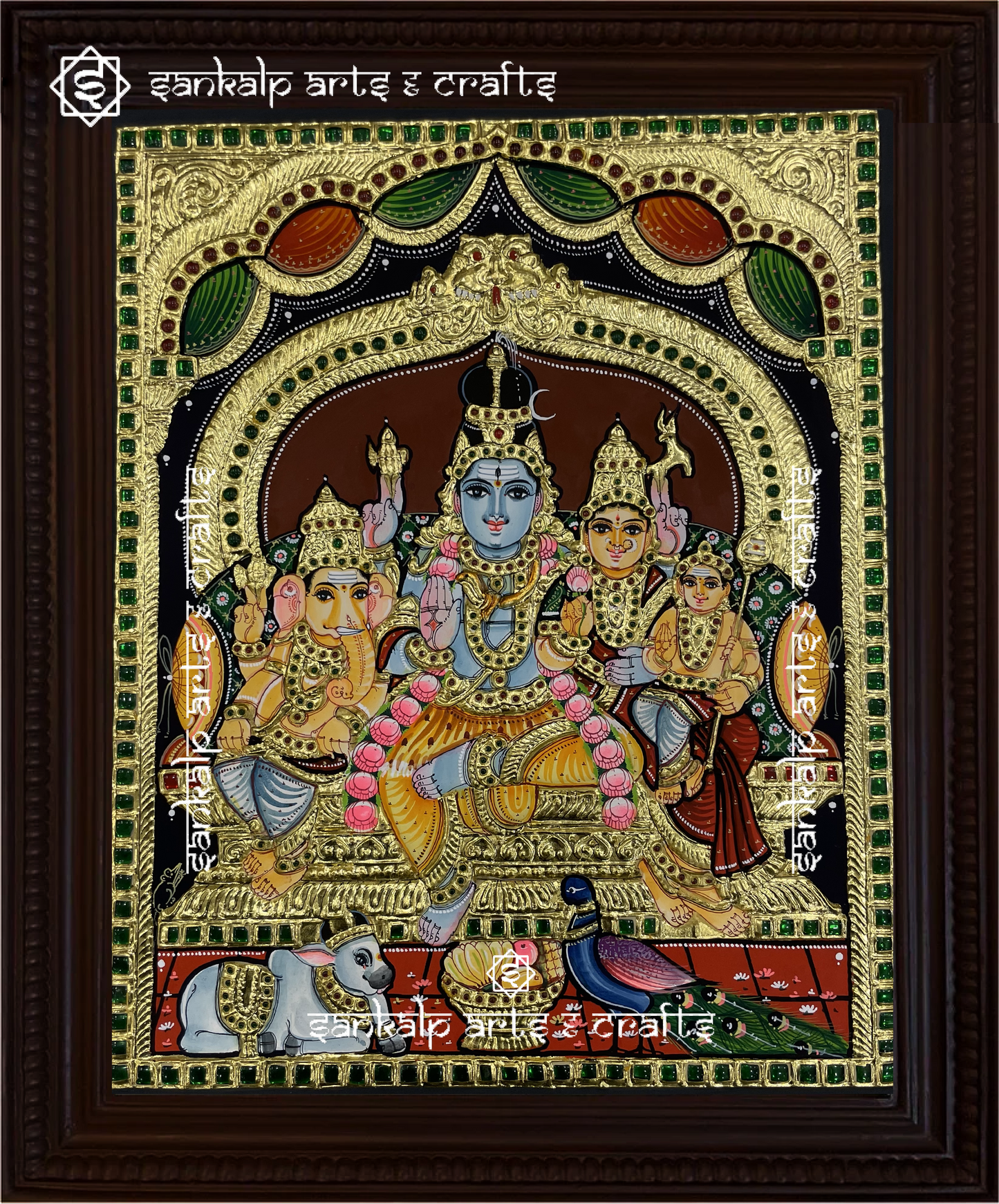 A captivating Shivan Family Tanjore painting featuring Lord Shiva, Parvati, Ganesha, and Murugan in rich gold foil work. A spiritual treasure for Chennai & Bangalore homes.